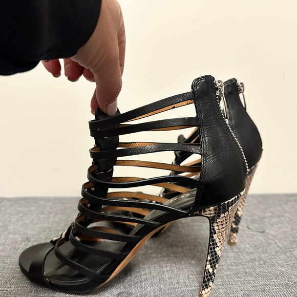 Coach Leather/Snake high heels - Picture 3 of 10